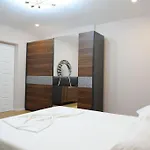 Grandpa House App.1